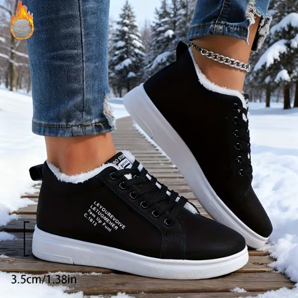 Jynessae | Wygodne Sneakersy