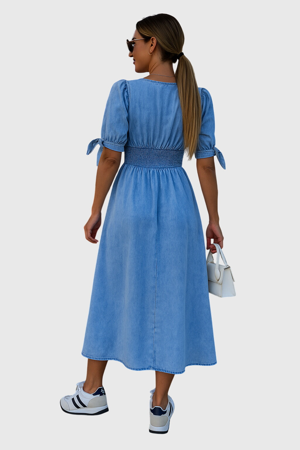 Jacqueline | Elegancka sukienka jeansowa