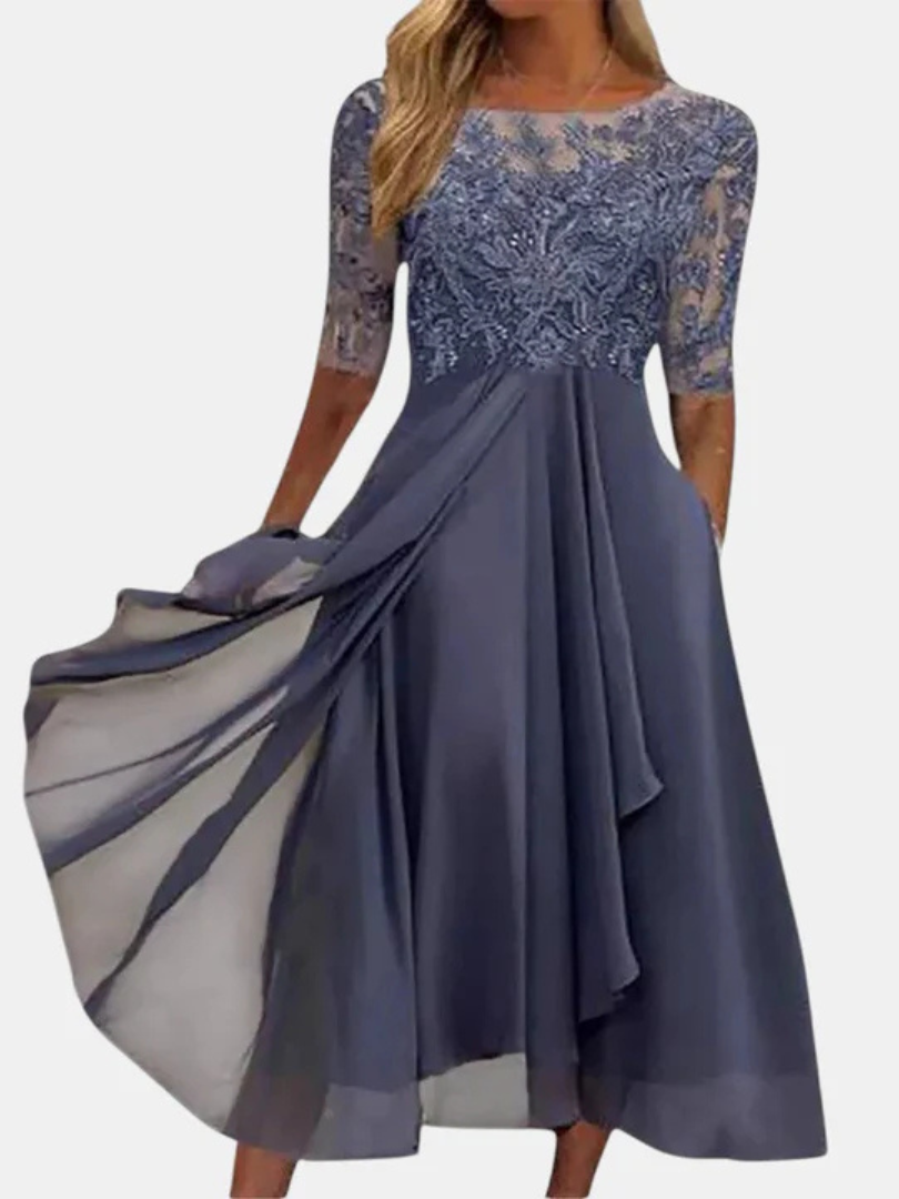 Tytuł:
Rhonda | Elegancka koronkowa sukienka