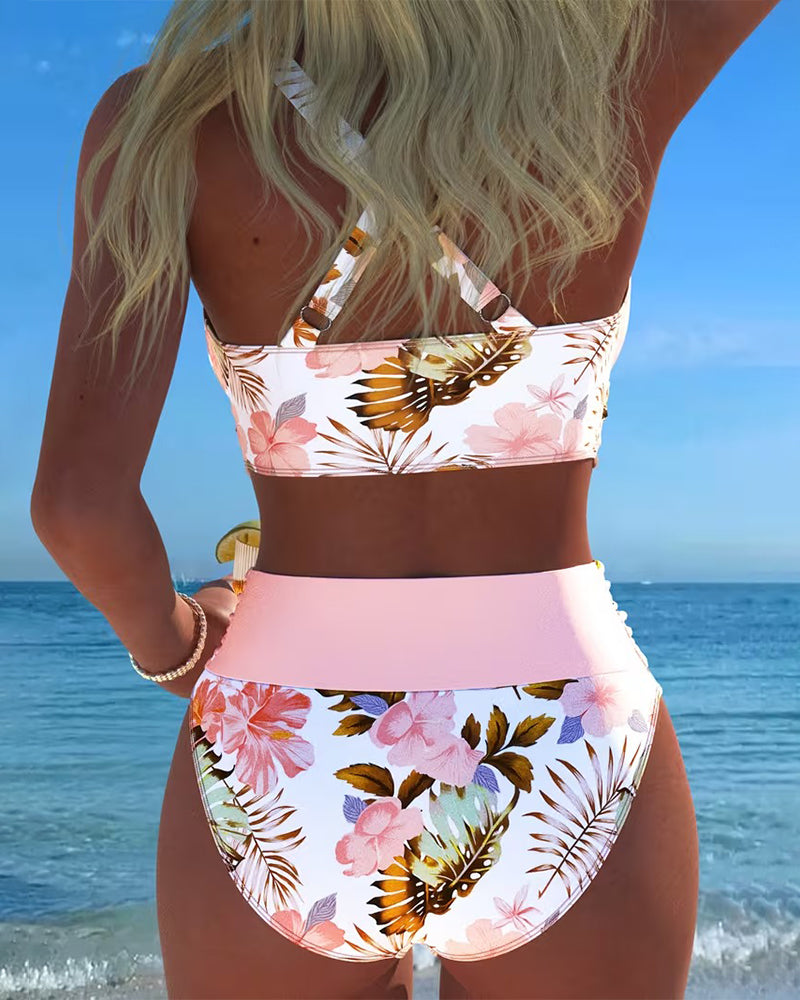 Jolina | Bikini z rozcięciem w kwiatowy kontrastowy wzór