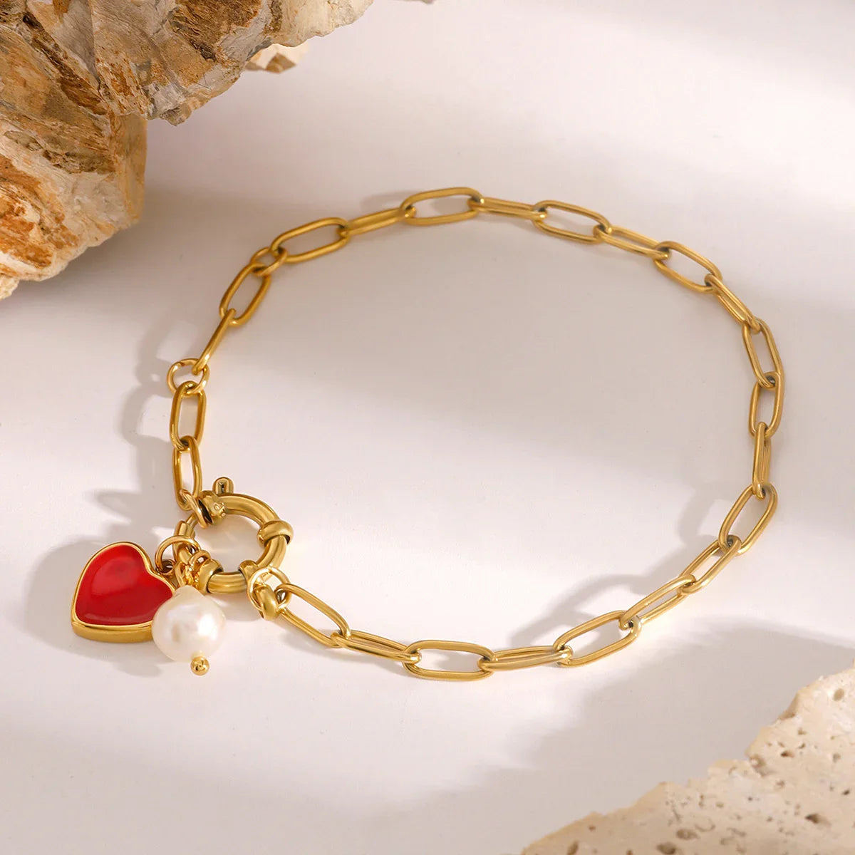 Perłowa bransoletka Nerissa Heart Chain