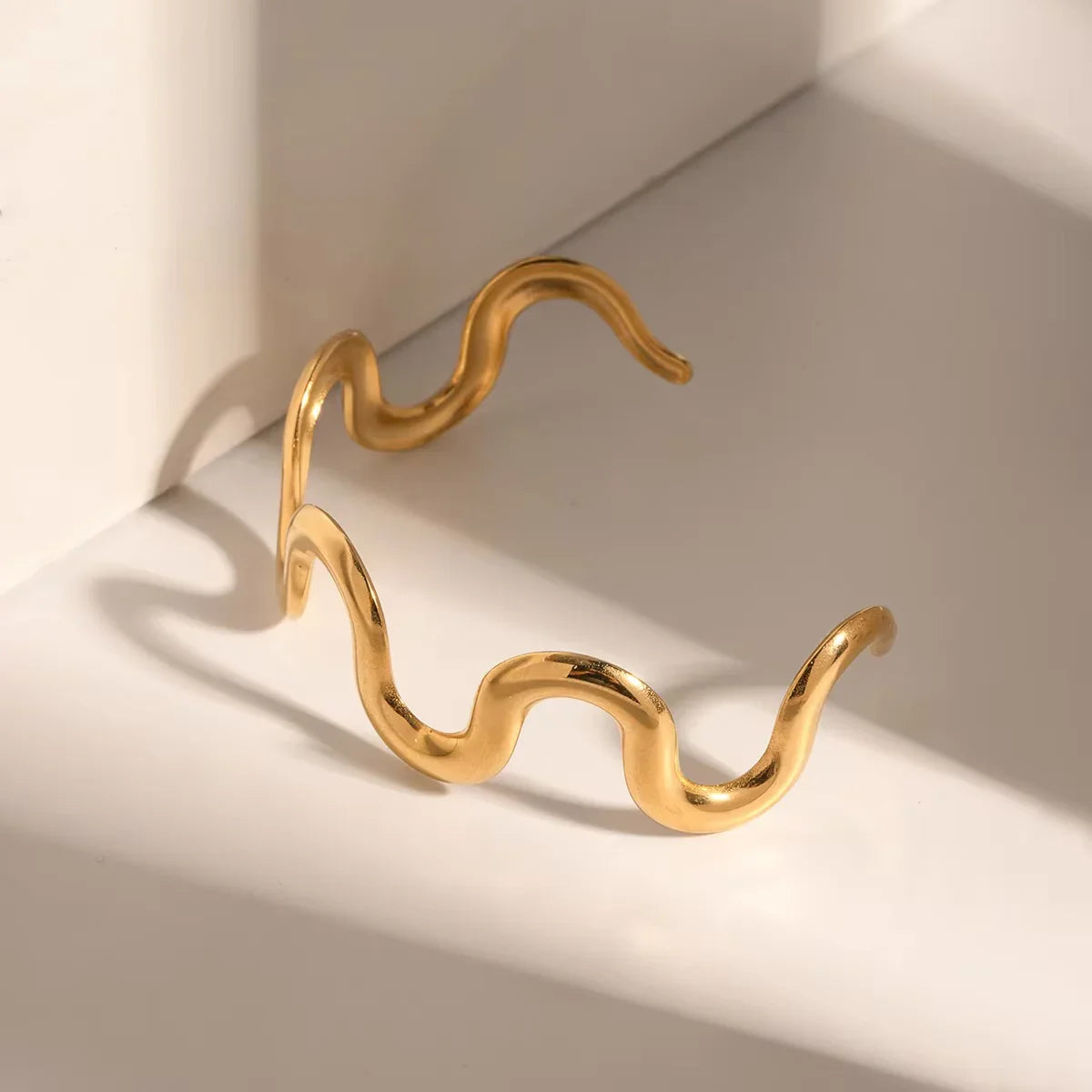 Bransoletka Senna Twisted Gold Bangle