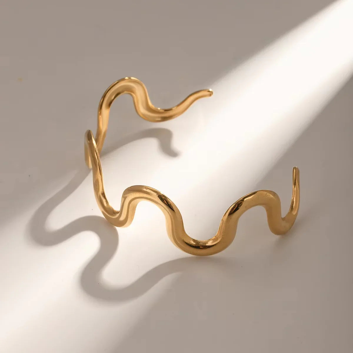 Bransoletka Senna Twisted Gold Bangle