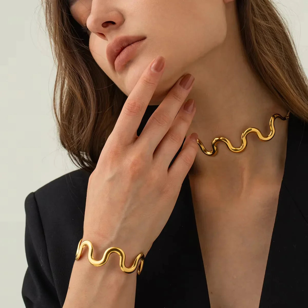 Bransoletka Senna Twisted Gold Bangle