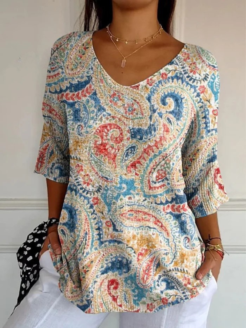 Damski sweter typu pulower z dzianiny we wzory vintage etno-kwiatowe, na co dzień