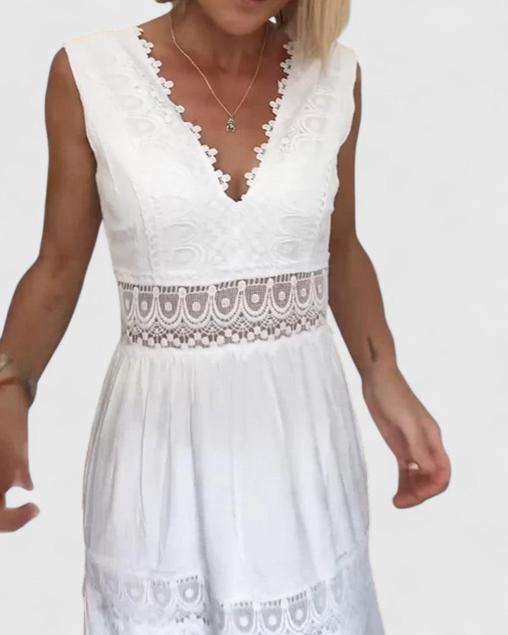 Tytuł po usunięciu symbolu ™:

Alena | Elegancka sukienka midi