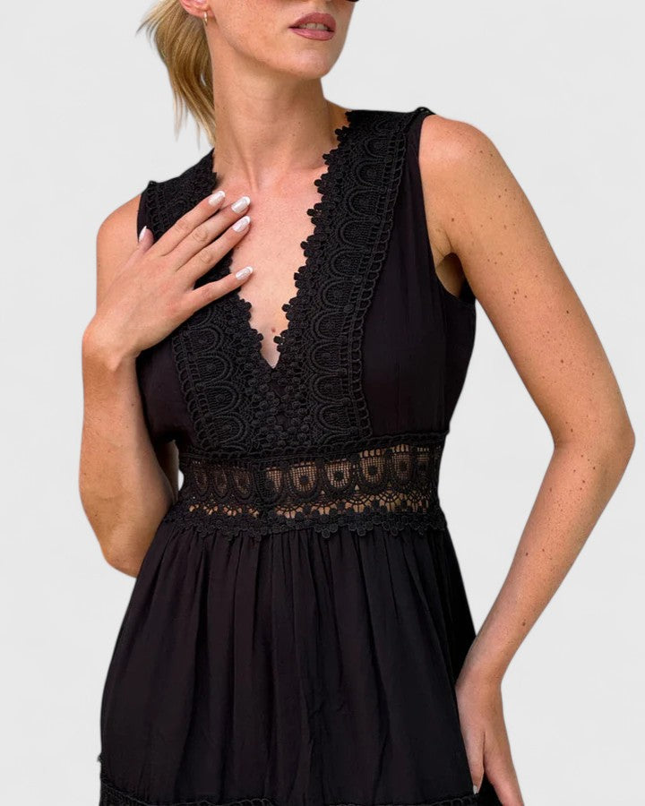Tytuł po usunięciu symbolu ™:

Alena | Elegancka sukienka midi